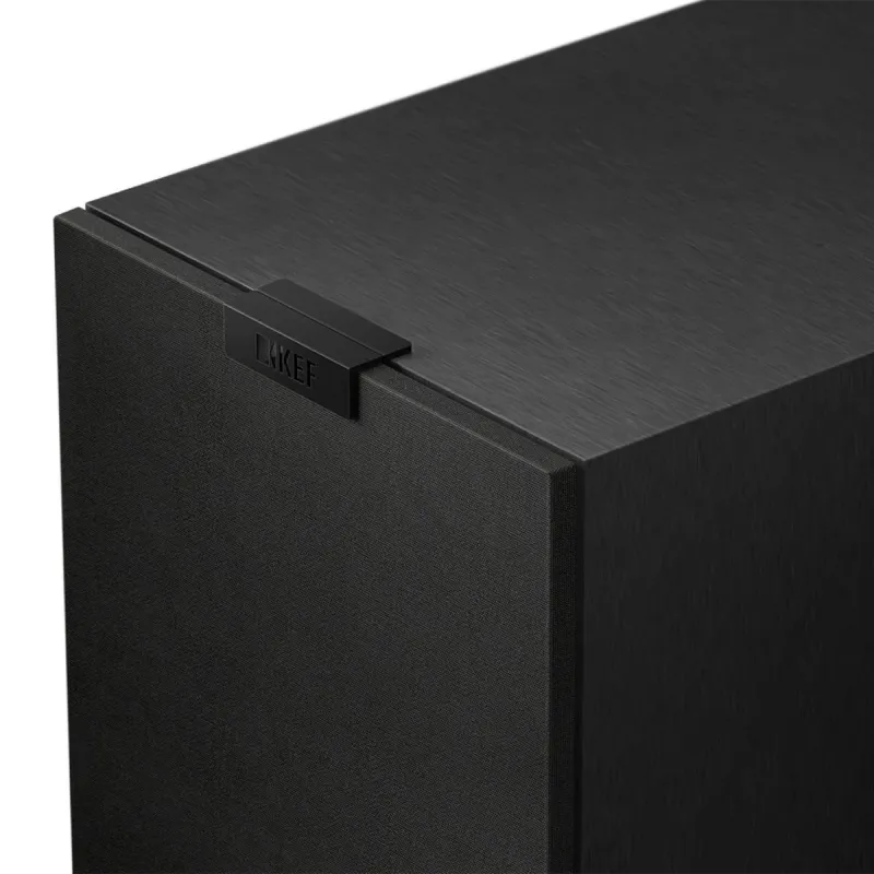 KEF Q11 Meta